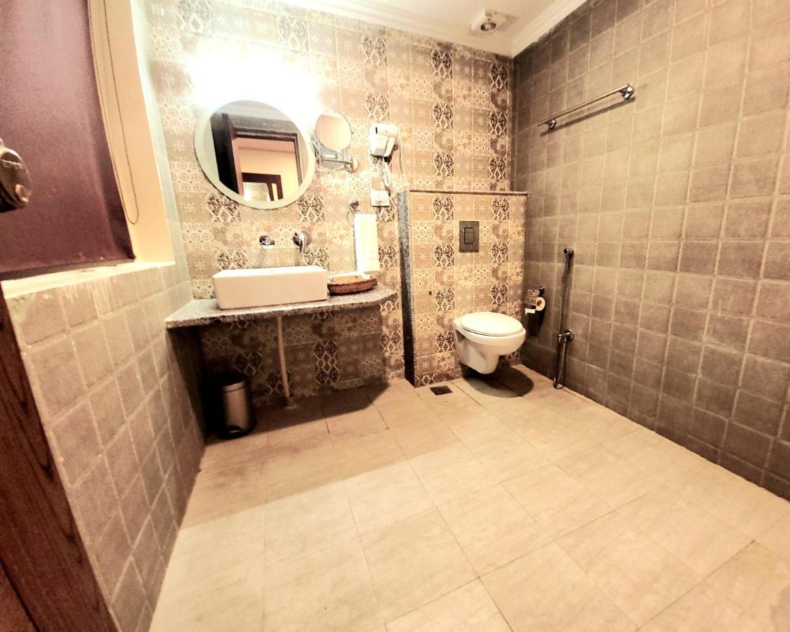 Hotel Green Rooms Сринагар Экстерьер фото
