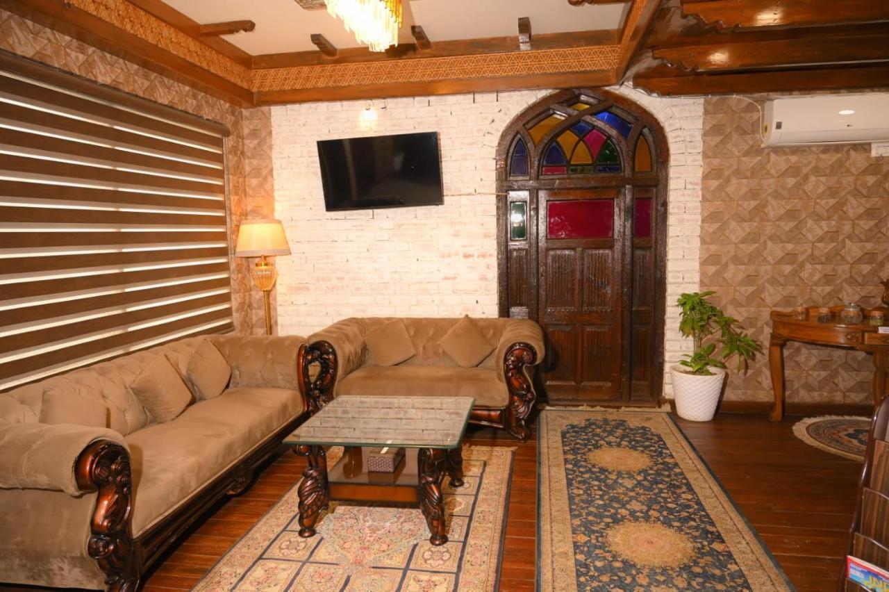 Hotel Green Rooms Сринагар Экстерьер фото